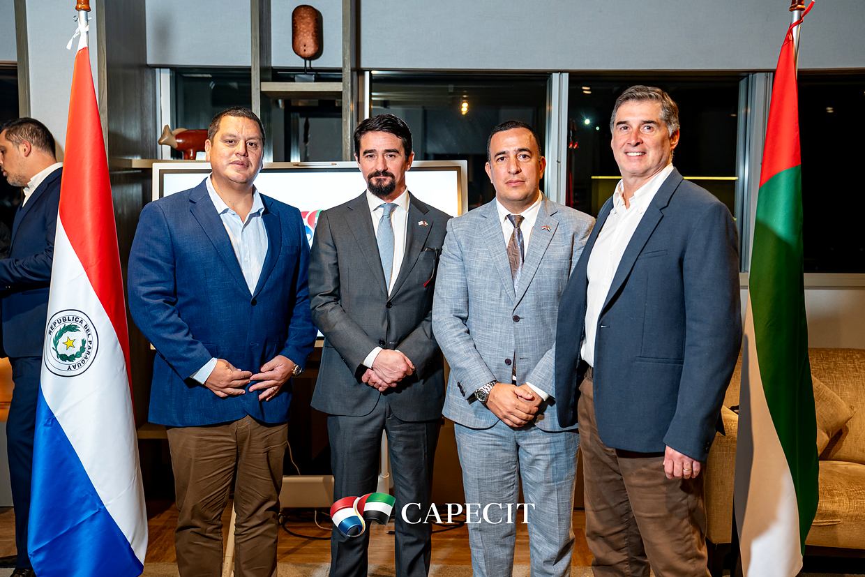 Socios fundadores de CAPECIT en el acto de lanzamiento